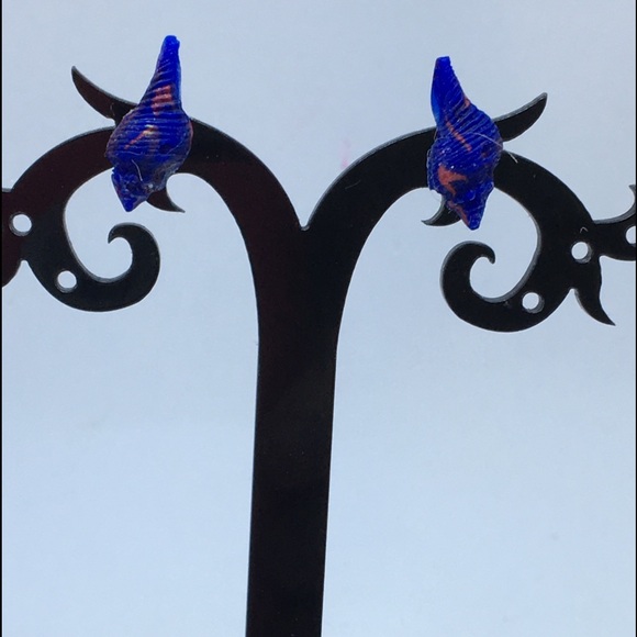 Unique Handmade Polymer Clay Sea Shell Earrings - Picture 1 of 8